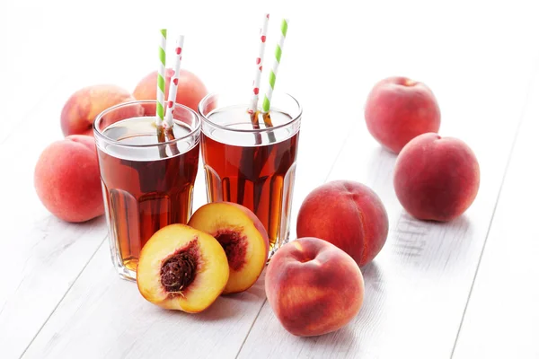 Peach ice tea — Stock Photo, Image