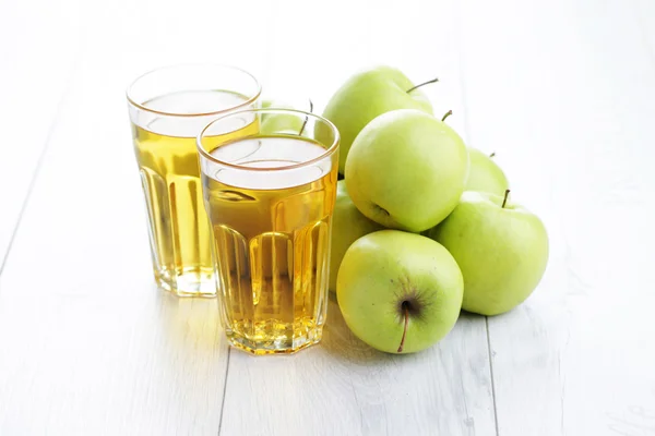 Jugo de manzana — Foto de Stock