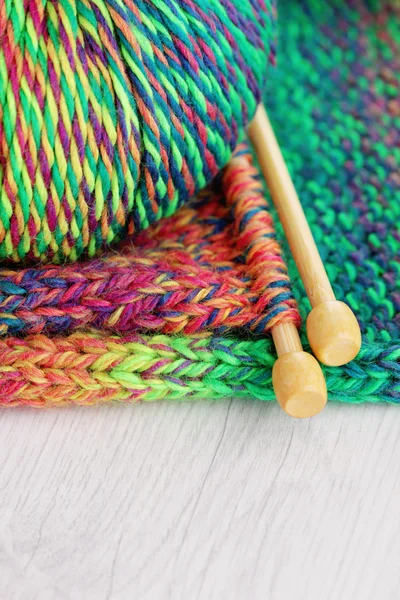Agulha e lã — Fotografia de Stock