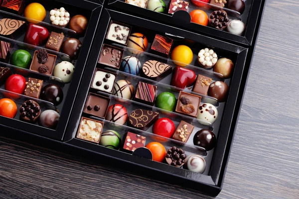 Pralines in doos van de gift — Stockfoto