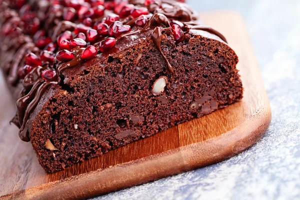Hausgemachte Schokoladen-Lebkuchen mit Mandeln — Stockfoto