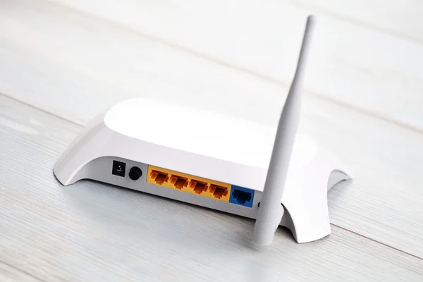 Close up van witte router — Stockfoto