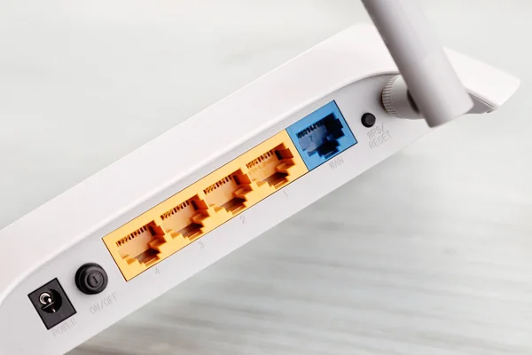 Close up van witte router — Stockfoto