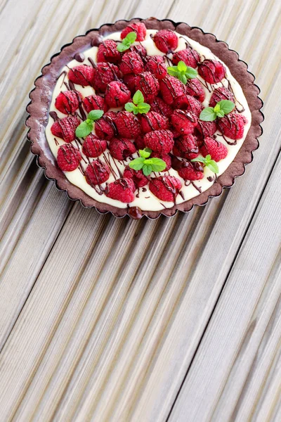 Torte mit Himbeeren und Schokolade — Stockfoto