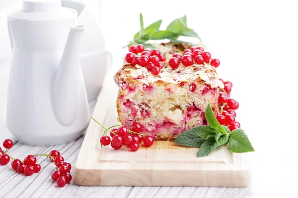 Ciasto domowe czerwone porzeczki — Zdjęcie stockowe