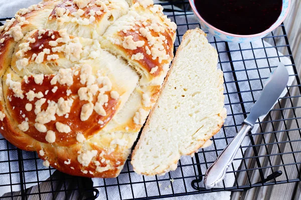 Köstliche Challah zum Frühstück — Stockfoto