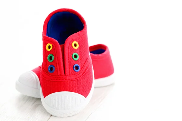 Rode baby schoenen — Stockfoto