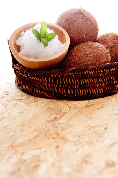Coconut oil with coconuts — Stock Photo, Image