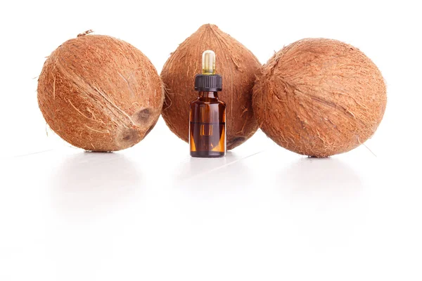 Coconut essential oil — Stock Photo, Image