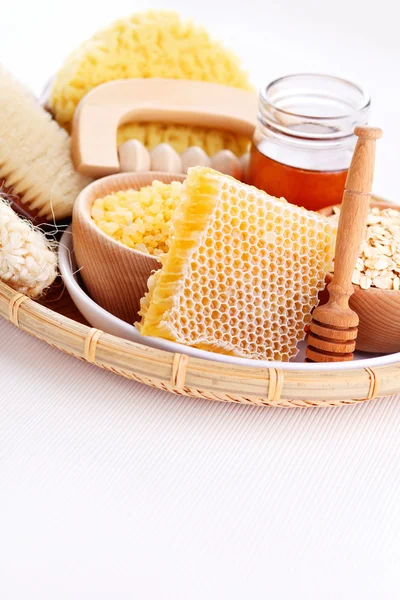 Honey and spa treatment — Stock Photo, Image