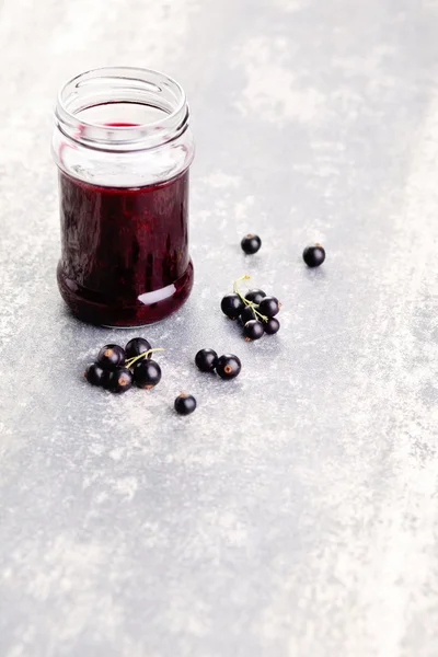 Marmellata di ribes nero fatta in casa — Foto Stock