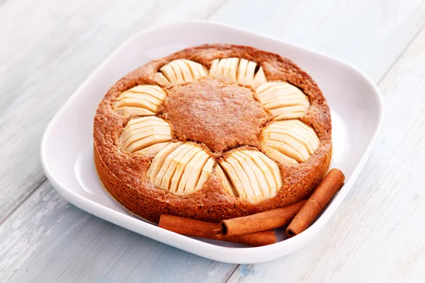 Tarta de manzana casera con canela —  Fotos de Stock