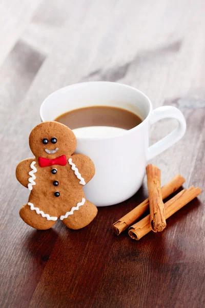 Gingerbread man with coffee — Stock Photo, Image