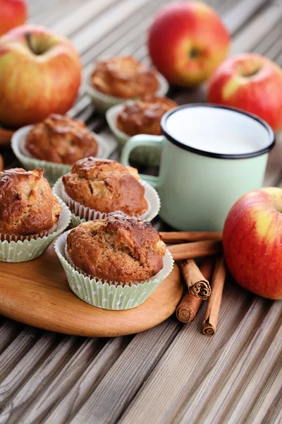 Delicious muffins with apple and oats — Stock Photo, Image