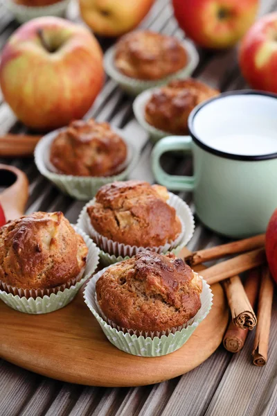 Delicious muffins with apple and oats — Stock Photo, Image