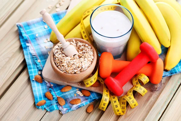 Banana cocktail with oats and almonds — Stock Photo, Image