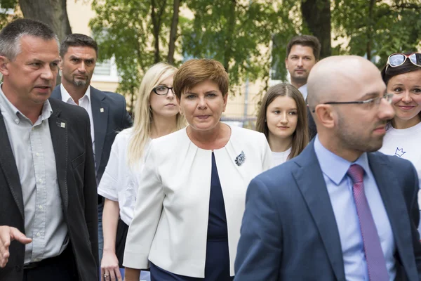 SUISSE, POLOGNE - 21 AOÛT 2015 : Beata Szydlo pendant les parlementaires — Photo