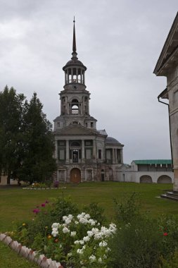 Rusya, Torzhok - 21 Temmuz 2013: Kurtarıcımız Aziz Boris Kilisesi ve St. Gleb (Borisoglebsky) manastırı