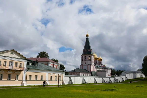 Rusia Región Novgorod Julio 2013 Monasterio Valdai Iversky Svyatoozersky —  Fotos de Stock
