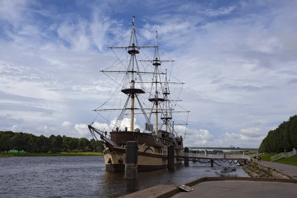 Rússia Veliky Novgorod Julho 2013 Restaurante Frigate Flagman Criado Forma — Fotografia de Stock