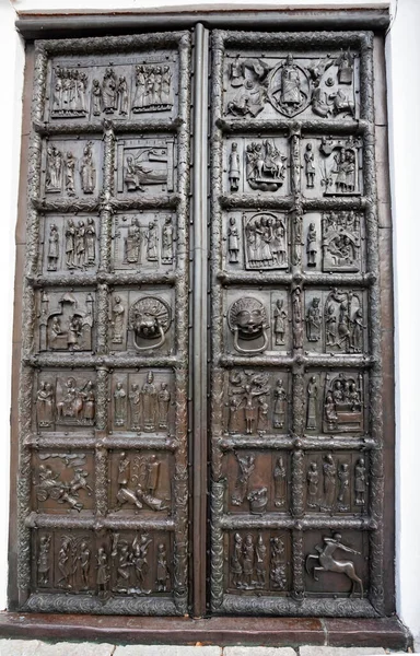 Russia Veliky Novgorod July 2013 Original Bronze Doors Saint Sophia — Stock Photo, Image
