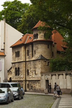 Çek Cumhuriyeti, Prag - 5 Temmuz 2013: Prag 'daki Yahudi mahallesinde Klausen sinagogu 