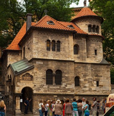 Çek Cumhuriyeti, Prag - 5 Temmuz 2013: Prag 'daki Yahudi mahallesinde Klausen sinagogu 