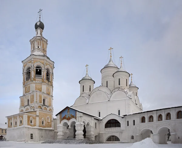 Monasterio de Spaso-Prilutsky en invierno. Vologda. Rusia — Foto de Stock