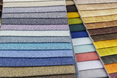 Mobilya yapımı için kumaş örnekleri. Renkli döşeme çizgileri.