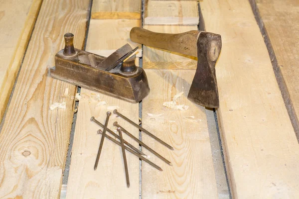 Ξυλουργός εργαλεία τσεκούρι αεροπλάνο και σμίλη — Φωτογραφία Αρχείου