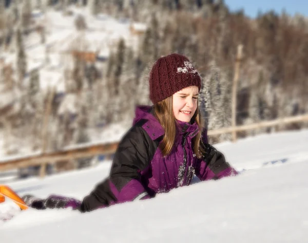 Kleines Mädchen Winter — Stockfoto