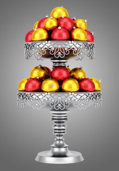 Metallische Vase mit Weihnachtskugeln isoliert auf grauem Hintergrund — Stockfoto