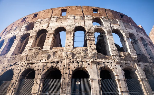 Beroemde Colosseum in Rome, Italië — Stockfoto