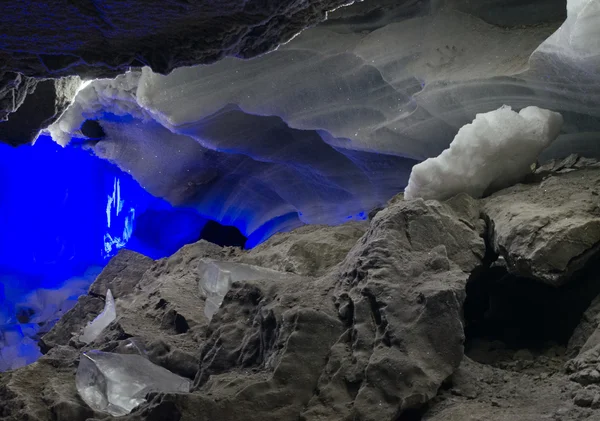 Кунгурская ледяная пещера — стоковое фото