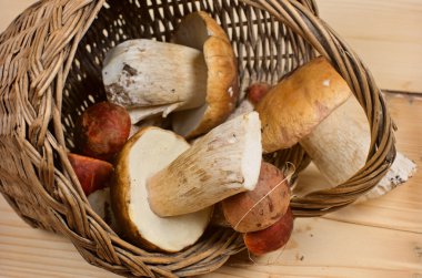 yenilebilir çörek sepeti