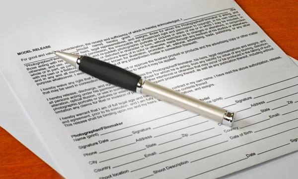 The signing of a legal document — Stock Photo, Image