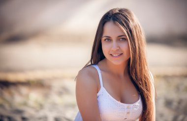 genç çok kültürlü kadın açık