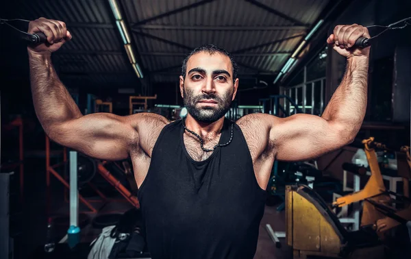 Body Builder Working Out At Gym — Stock Photo, Image