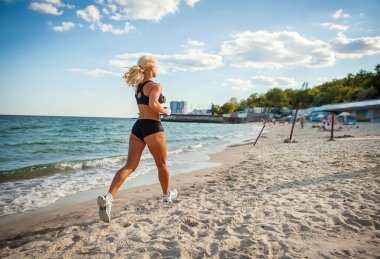 kadın koşucu koşu