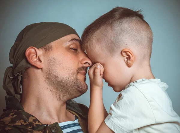 Afscheid van de zoon naar de vader — Stockfoto