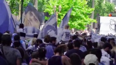 Buenos Aires, Arjantin - 26 Kasım 2020: Buenos Aires 'teki Başkanlık Sarayı yakınlarındaki Diego Maradona' ya veda günü
