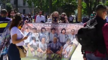 Buenos Aires, Arjantin - 26 Kasım 2020: Buenos Aires 'teki Başkanlık Sarayı yakınlarındaki Diego Maradona' ya veda günü