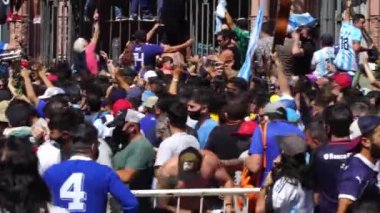 Buenos Aires, Arjantin - 26 Kasım 2020: Buenos Aires 'teki Başkanlık Sarayı yakınlarındaki Diego Maradona' ya veda günü