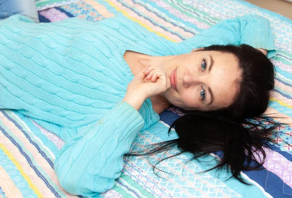 Portrait Young Woman Bed — Stock Photo, Image