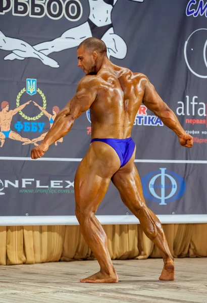 Partecipante alla categoria bodybuilding classico maschile — Foto Stock