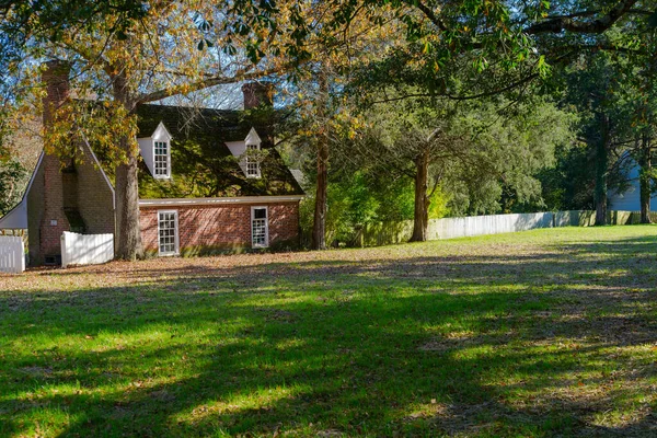 Traditioneel Vintage Amerikaans Baksteen Landhuis — Stockfoto