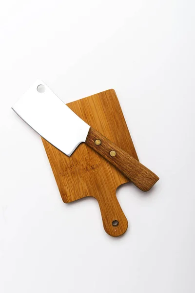 Knife Hatchet Cutting Board Isolated White Background — Stock Photo, Image