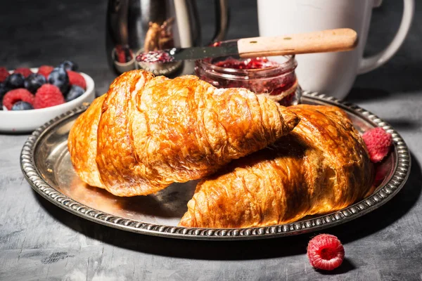 Croissant Raspberry Jam Raspberries Silver Platter Gray Background — Stock Photo, Image