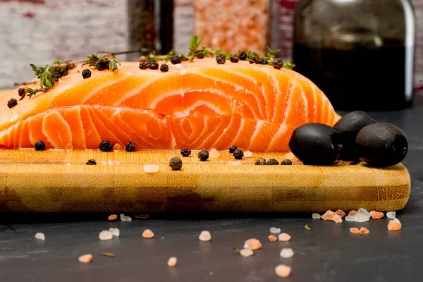 Fresh Salmon Fish Fillet Wooden Board Kitchen Table Close — Stock Photo, Image