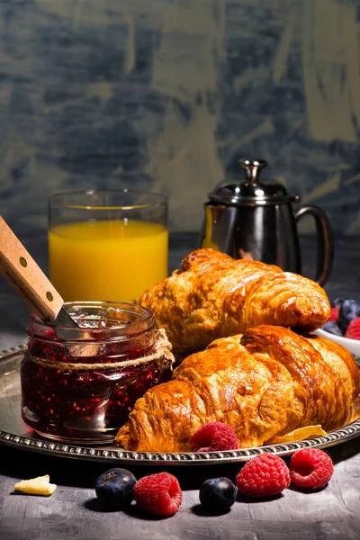 Croissant Raspberry Jam Orange Juice Gray Table — Stock Photo, Image